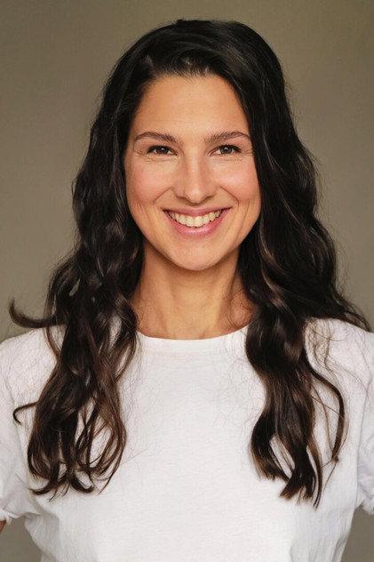 Lisa Flachmeyer - Actor Profile Photo