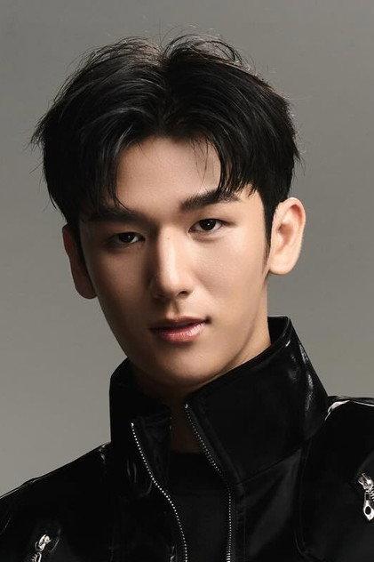 Panuwat Sopradit - Actor Profile Photo