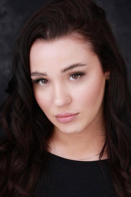 Emma Louise Webb - Actor Profile Photo