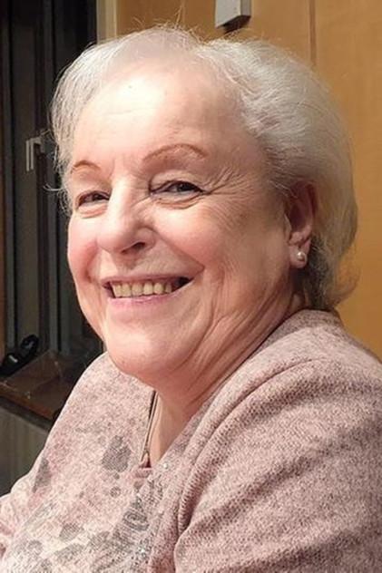 Julia Hamari - Actor Profile Photo