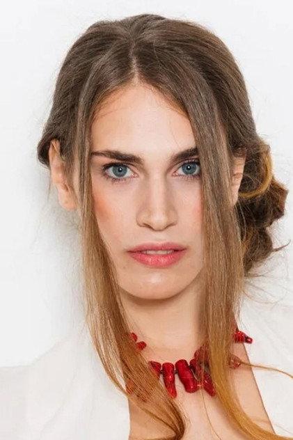 Konstantina Lia - Actor Profile Photo