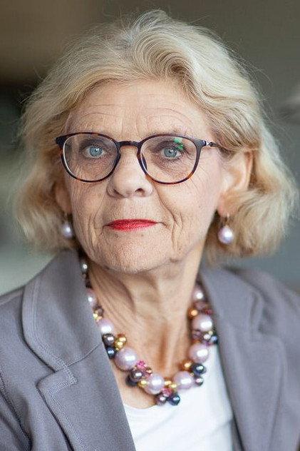 Reinildis van Ditzhuyzen - Actor Profile Photo