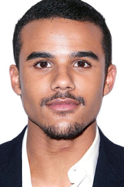 Jacob Artist - Actor Profile Photo