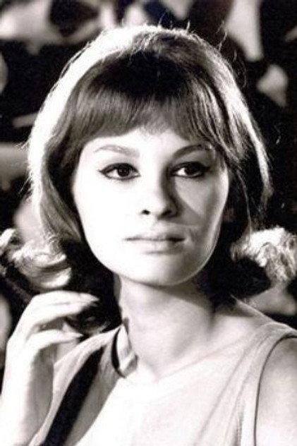 Erika Szegedi - Actor Profile Photo
