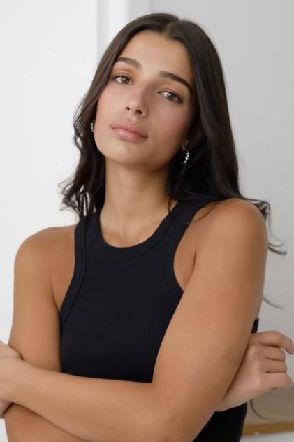Abril di Yorio - Actor Profile Photo