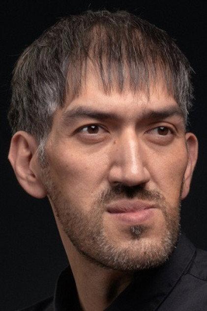 Garik Ayvazov - Actor Profile Photo