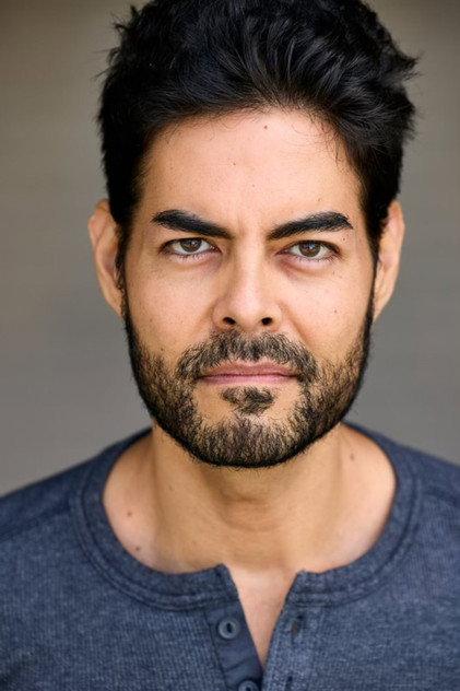 Dezmond Gilla - Actor Profile Photo