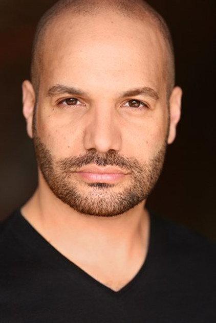 Alex Pérez - Actor Profile Photo