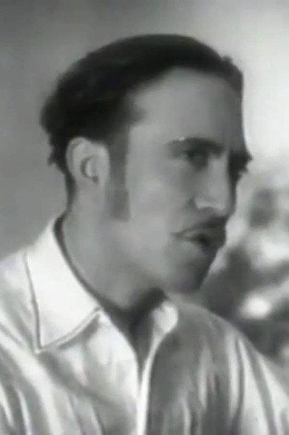 Joaquín Busquets - Actor Profile Photo
