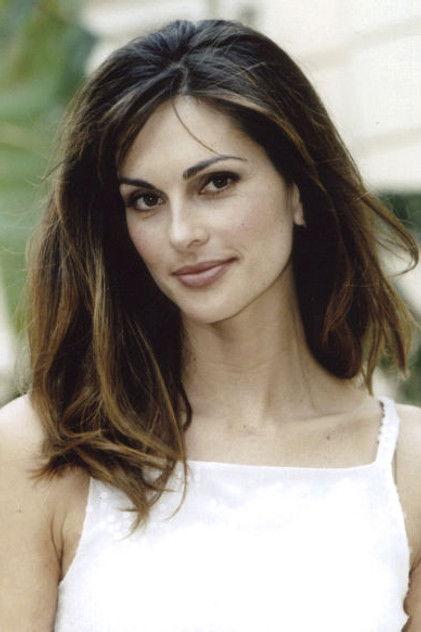 Tasha de Vasconcelos - Actor Profile Photo