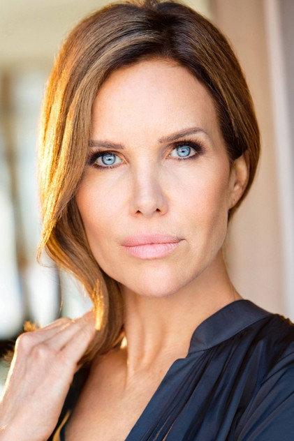 Sarah Buxton - Actor Profile Photo