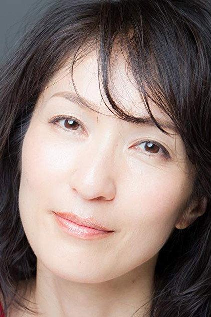 Akiko Iwase - Actor Profile Photo