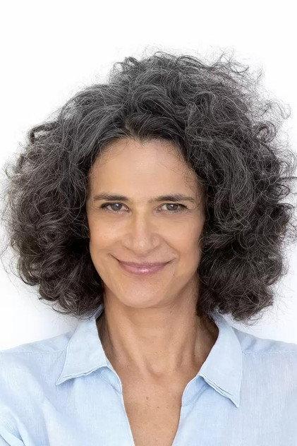 Simone - Actor Profile Photo