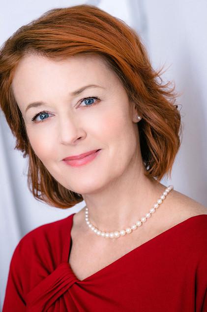 Rebecca Tilney - Actor Profile Photo