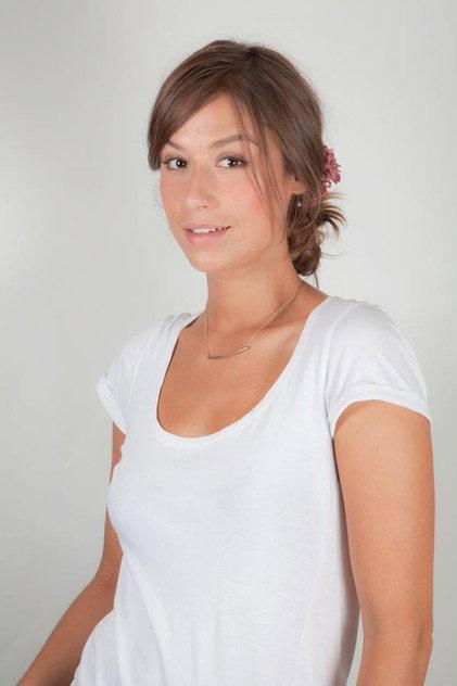 Laure Falesse - Actor Profile Photo