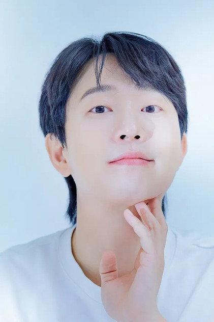 Shin Beom-sik - Actor Profile Photo