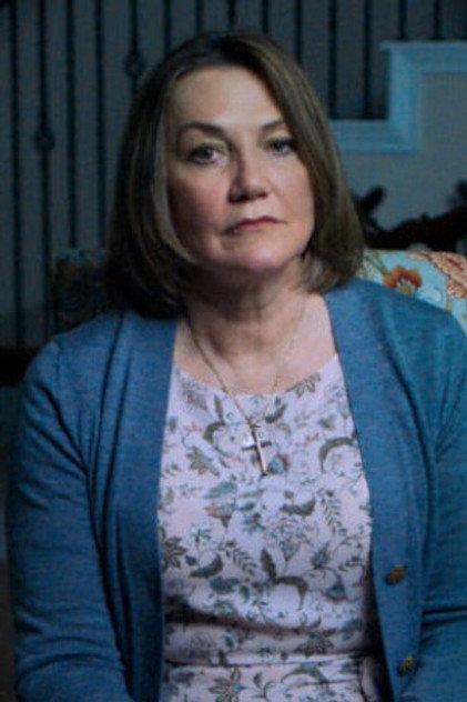 Julia Holcomb - Actor Profile Photo