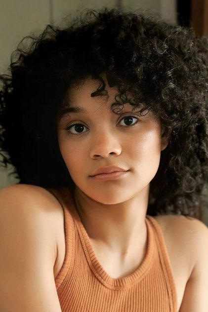 Kylee Russell - Actor Profile Photo