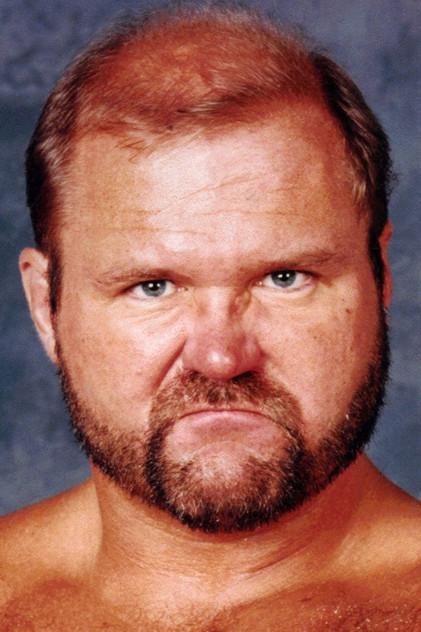 Martin Lunde - Actor Profile Photo