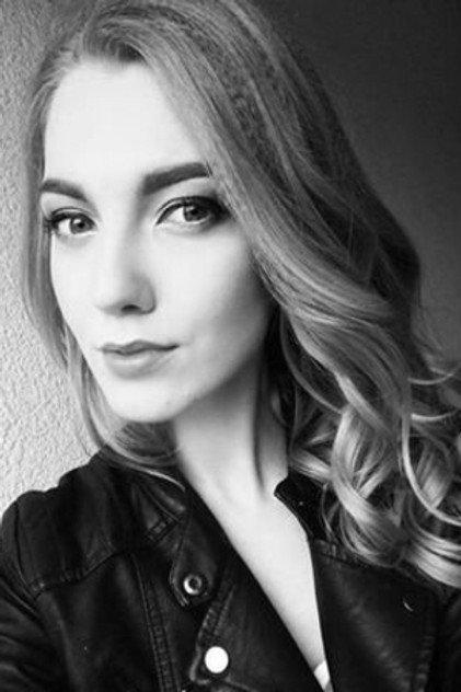 Nadya Vall - Actor Profile Photo