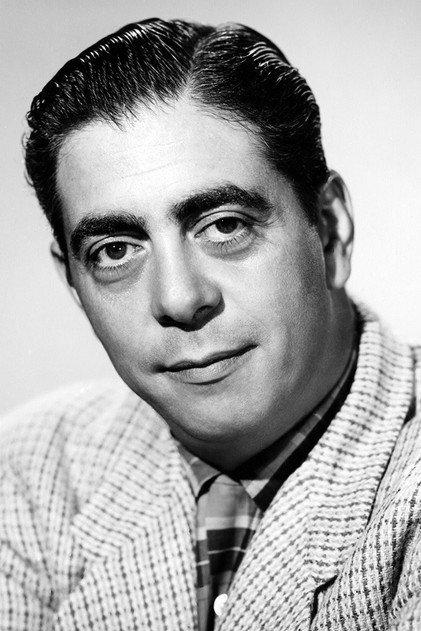 Robert Strauss - Actor Profile Photo