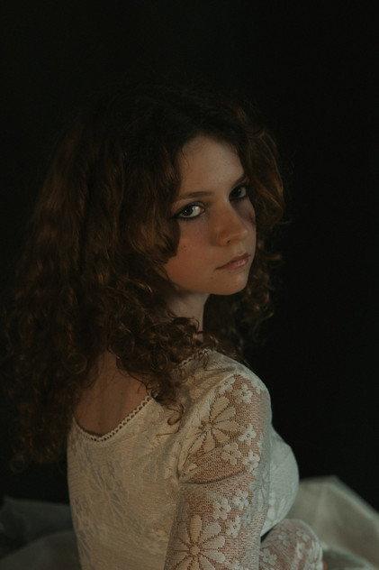 Louise Libs - Actor Profile Photo