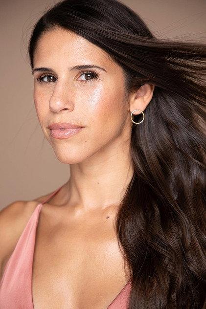 Estefany Gomez - Actor Profile Photo