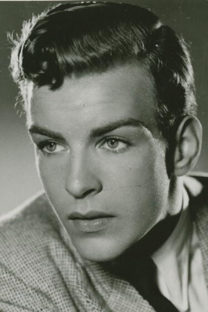 Christian Bratt - Actor Profile Photo