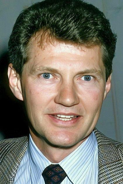 Andrew Robinson - Actor Profile Photo