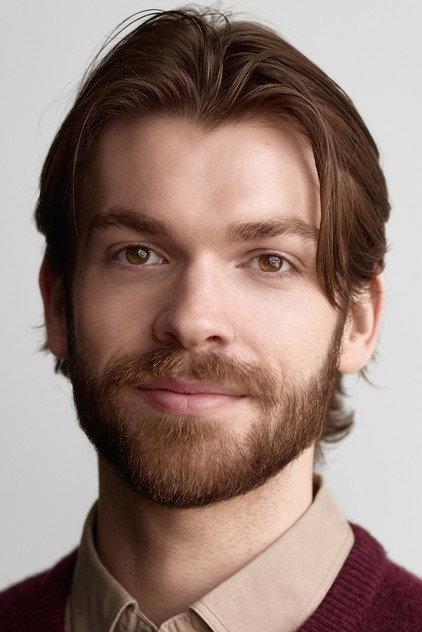 Daniel Agar - Actor Profile Photo