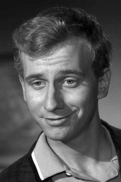 Russell Horton - Actor Profile Photo