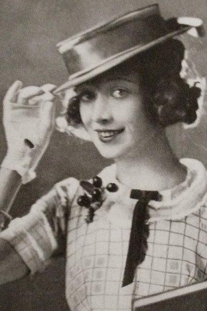 Esther Howard - Actor Profile Photo
