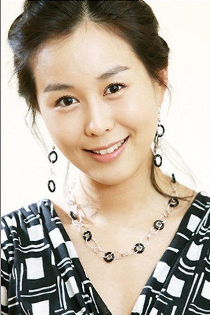 Yoo Seo-jin - Actor Profile Photo