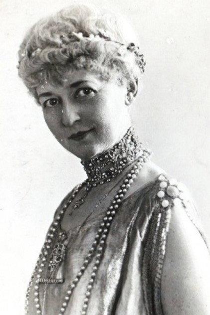 Helen Lowell - Actor Profile Photo