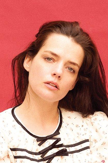 Roxane Mesquida - Actor Profile Photo