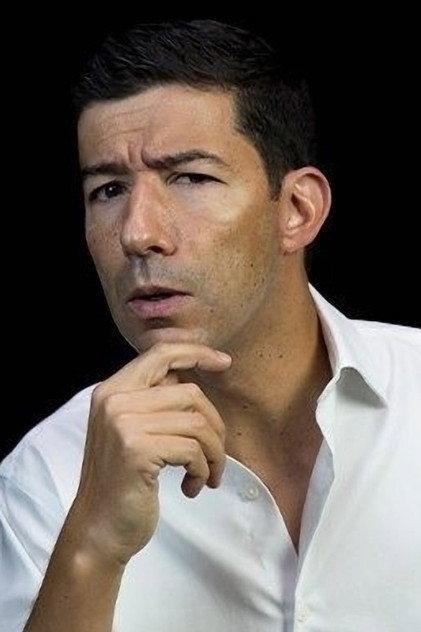 Tiago Dores - Actor Profile Photo