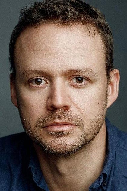 Scott Sparrow - Actor Profile Photo