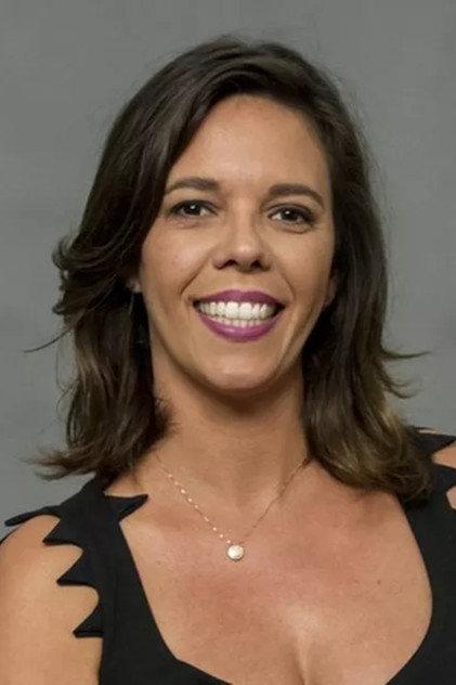 Flávia Reis - Actor Profile Photo