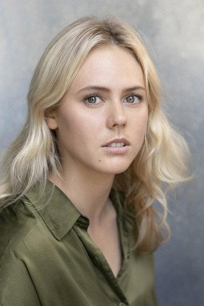Greta van den Brink - Actor Profile Photo
