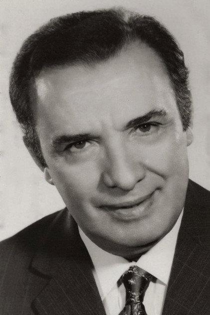 Agustín Irusta - Actor Profile Photo