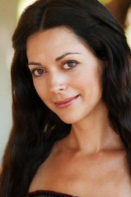 Laura Lyon Rossi - Actor Profile Photo