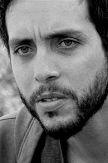 Carlos Flores Jr. - Actor Profile Photo