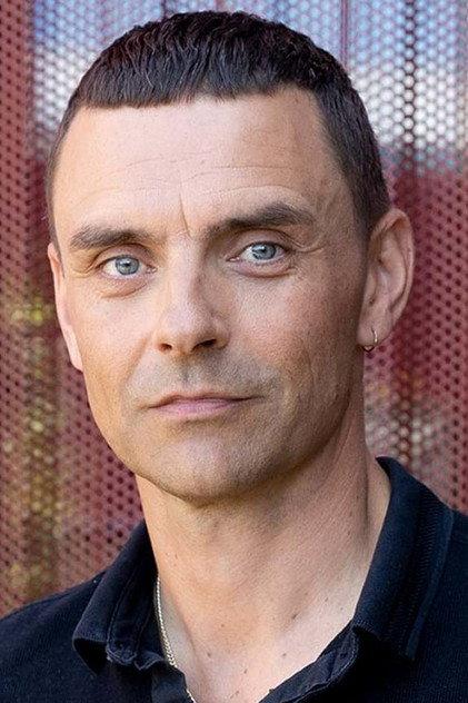 Simon Kvamm - Actor Profile Photo
