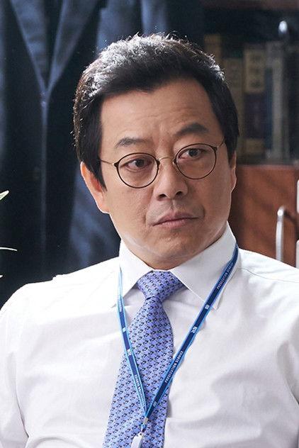 Lee Ki-young - Actor Profile Photo