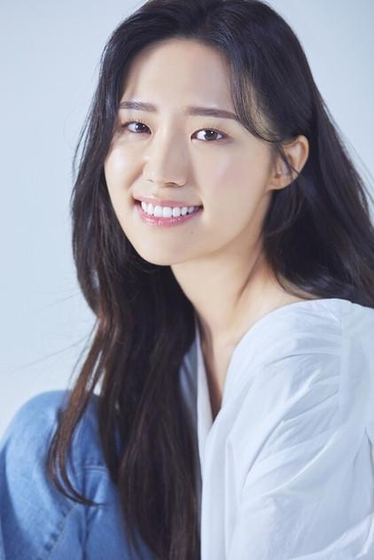 Park Ye-ni - Actor Profile Photo