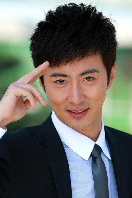 Gao Ziqi - Actor Profile Photo