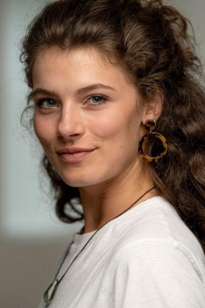 Mira Elias Obling - Actor Profile Photo