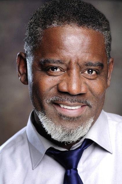 Bruce Davis - Actor Profile Photo