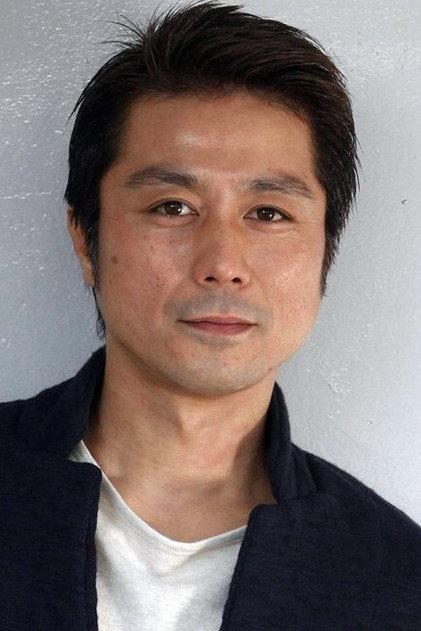 Gotaro Tsunashima - Actor Profile Photo