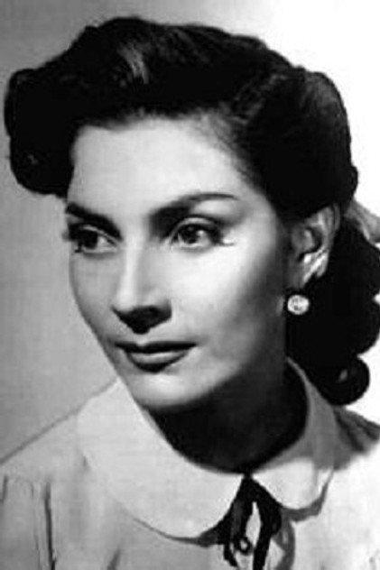Bárbara Gil - Actor Profile Photo